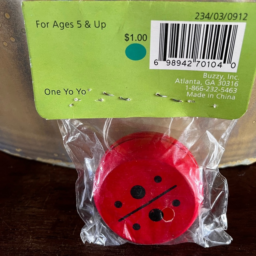 Collectible vintage wood Lady Bug Yo Yo - Picture 3 of 3